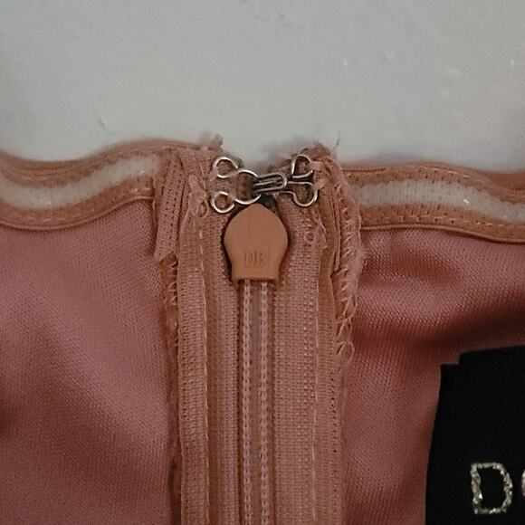 DO+BE Satin Off Shoulder Sweetheart Neck Fit & Flare Dress Almond Medium NEW - Picture 9 of 11